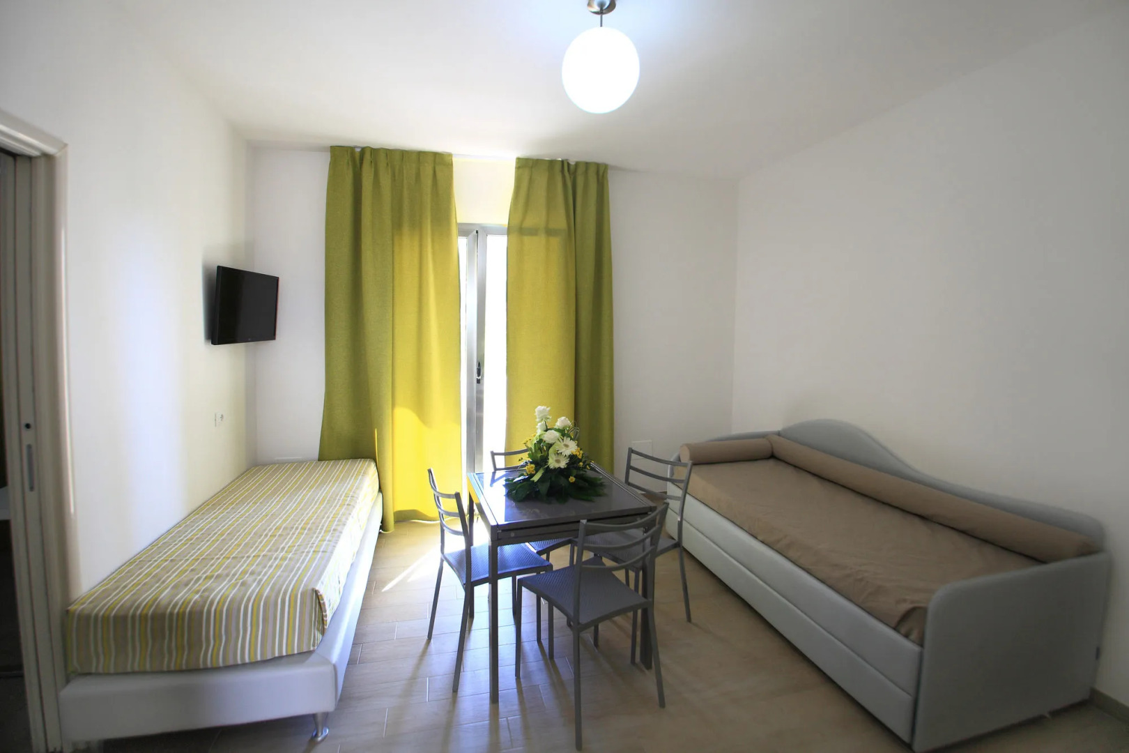 Eden Resort Country & Spa