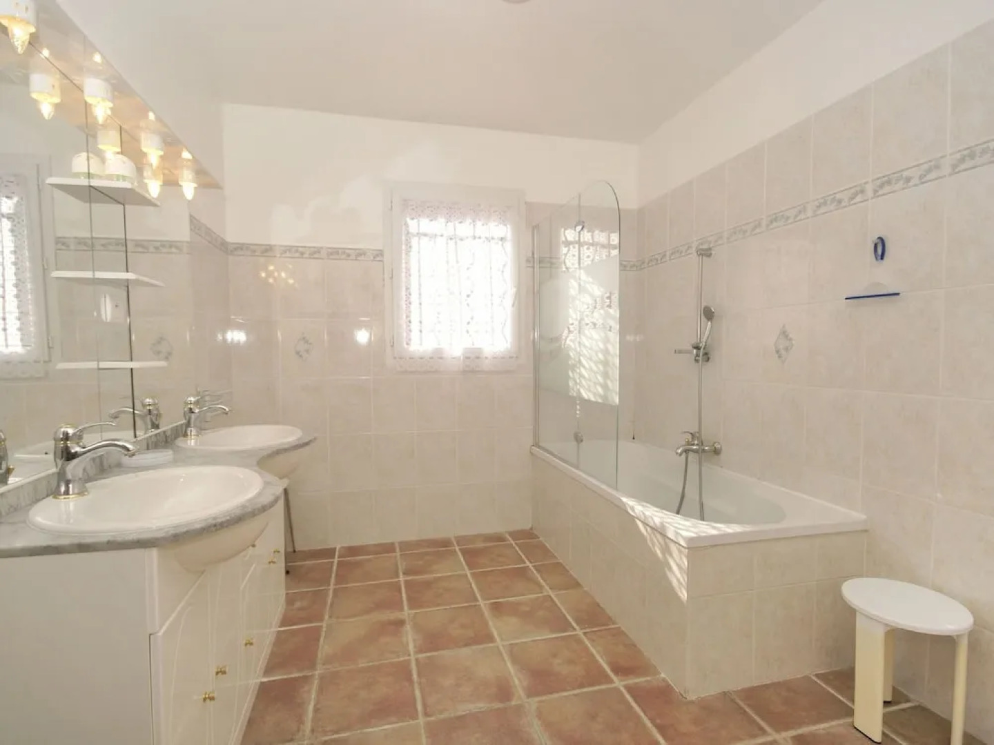 Pastoral Holiday Home With Terrace, Garden, Barbecue, Garage