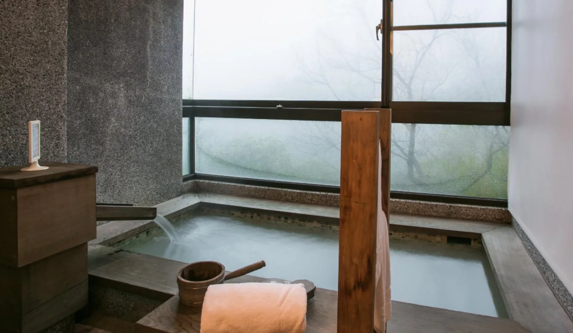 Tsuwu Hot Spring Hotel