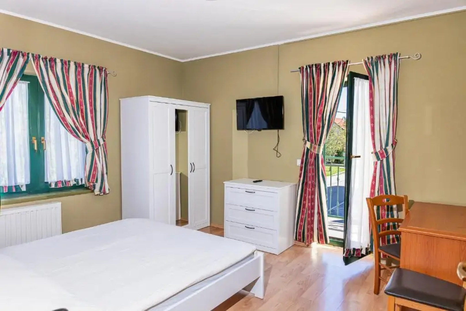 Rooms Breza