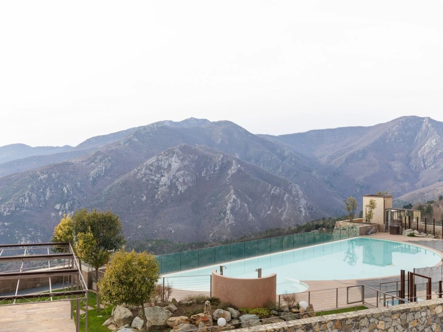 Graceful Holiday Home in Magliolo With Swimming Pool