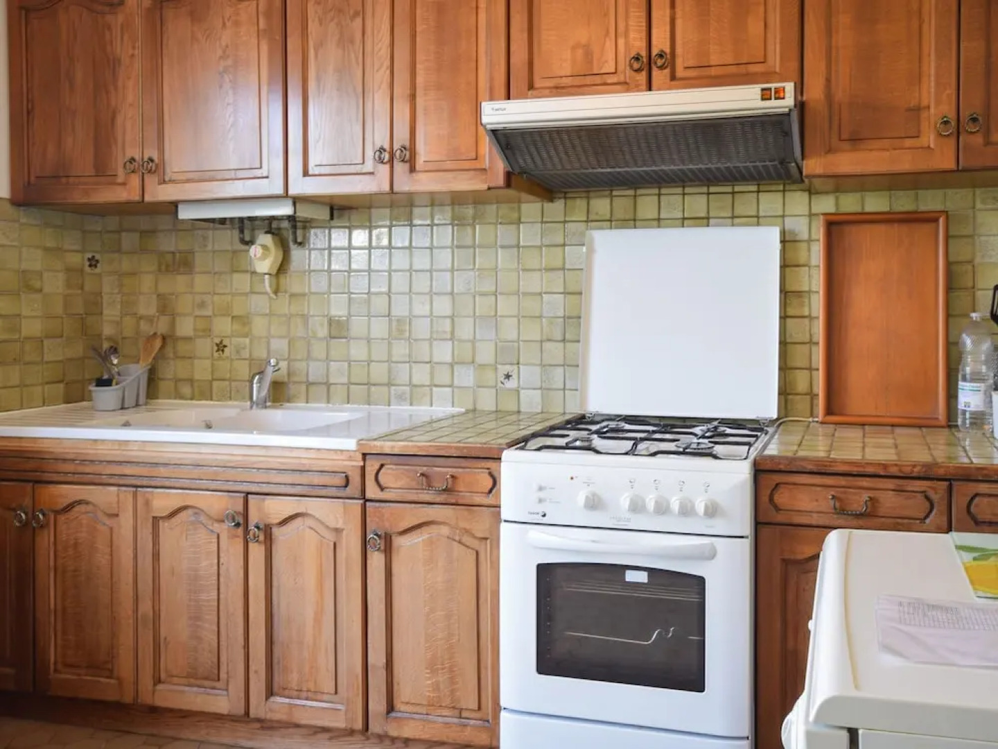 Beautiful Family Villa With Private Pool in Quiet Area of Villeneuve-sur Lot