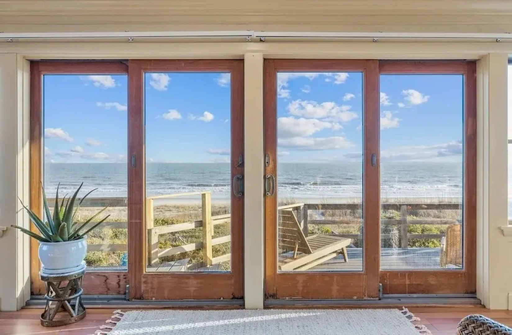 The Green Flash 4 Bedroom Home by RedAwning