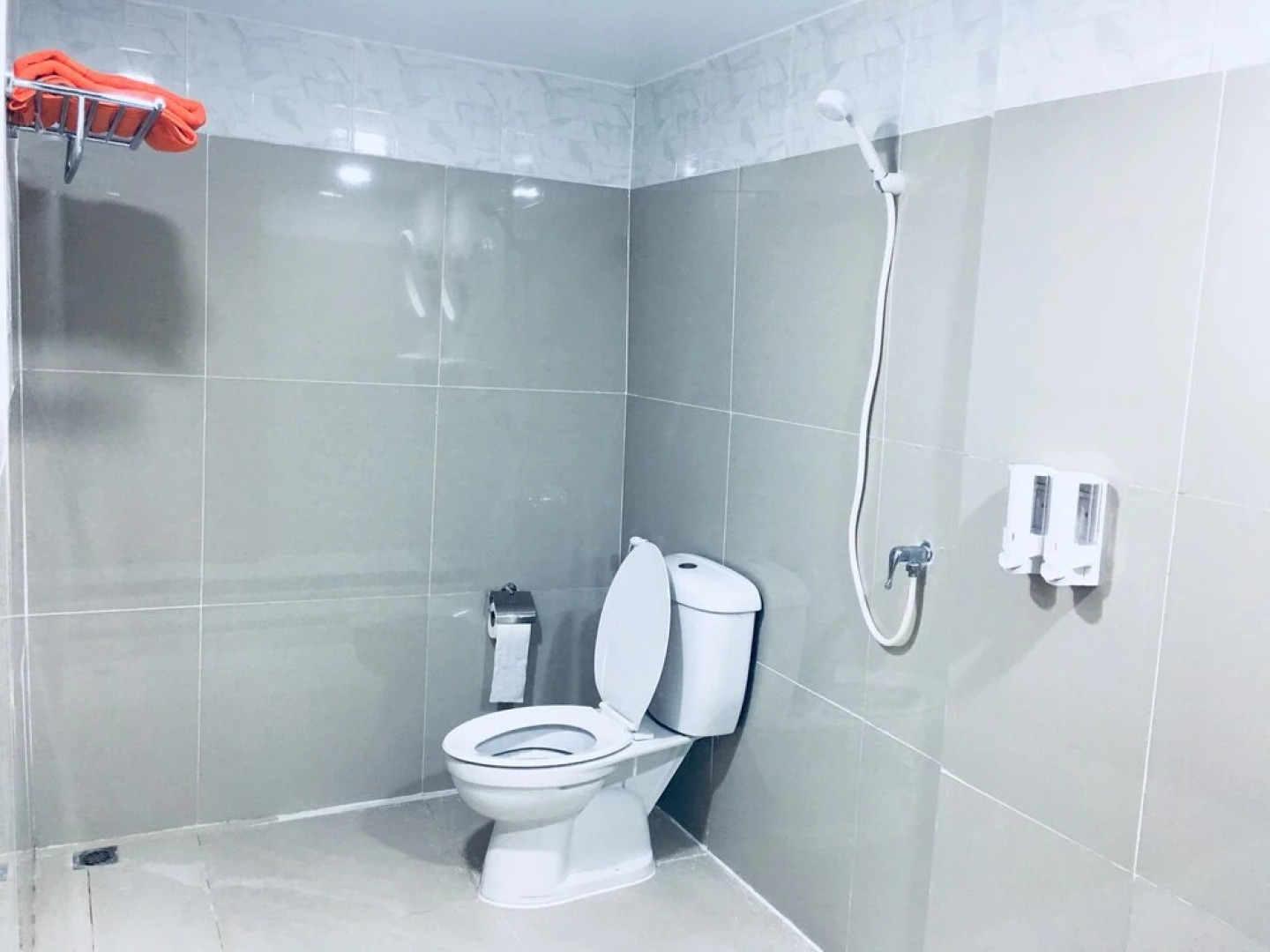 River House at Wat-Yai