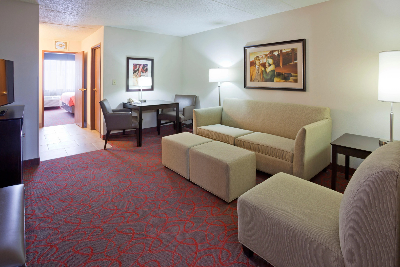 Holiday Inn Express & Suites Bloomington - MPLS Arpt Area W by IHG