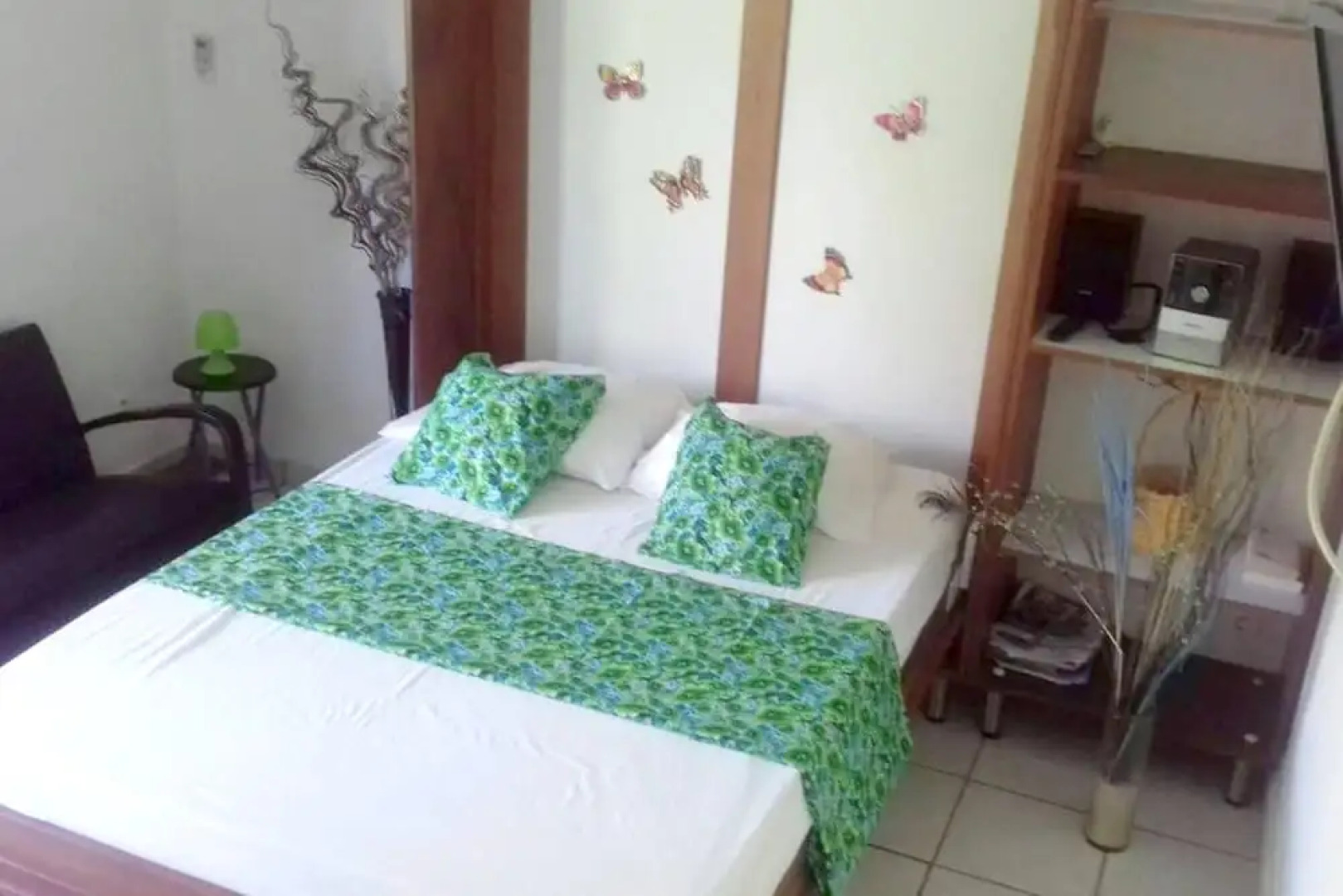 Studio In Petit Bourg With Enclosed Garden 3 Km From The Beach