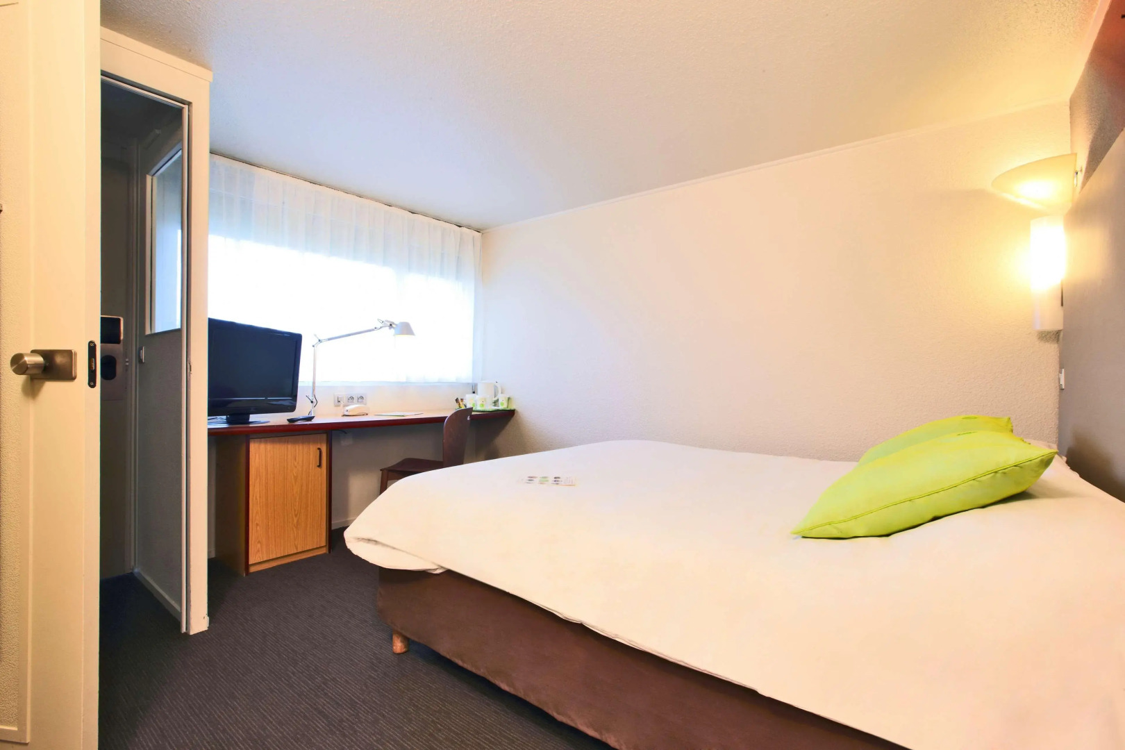 Campanile NATURE - Aix Les Bains