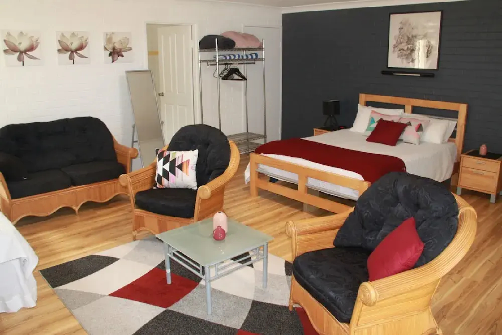 Salamander Beach Accommodation Adults Only