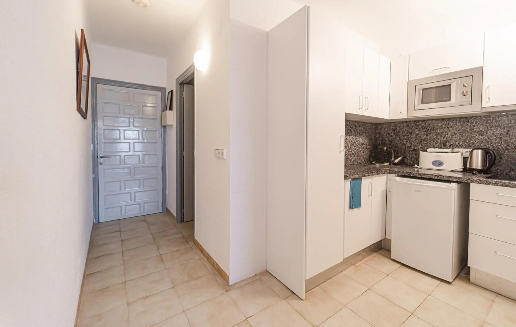 El Cortijo Apartments