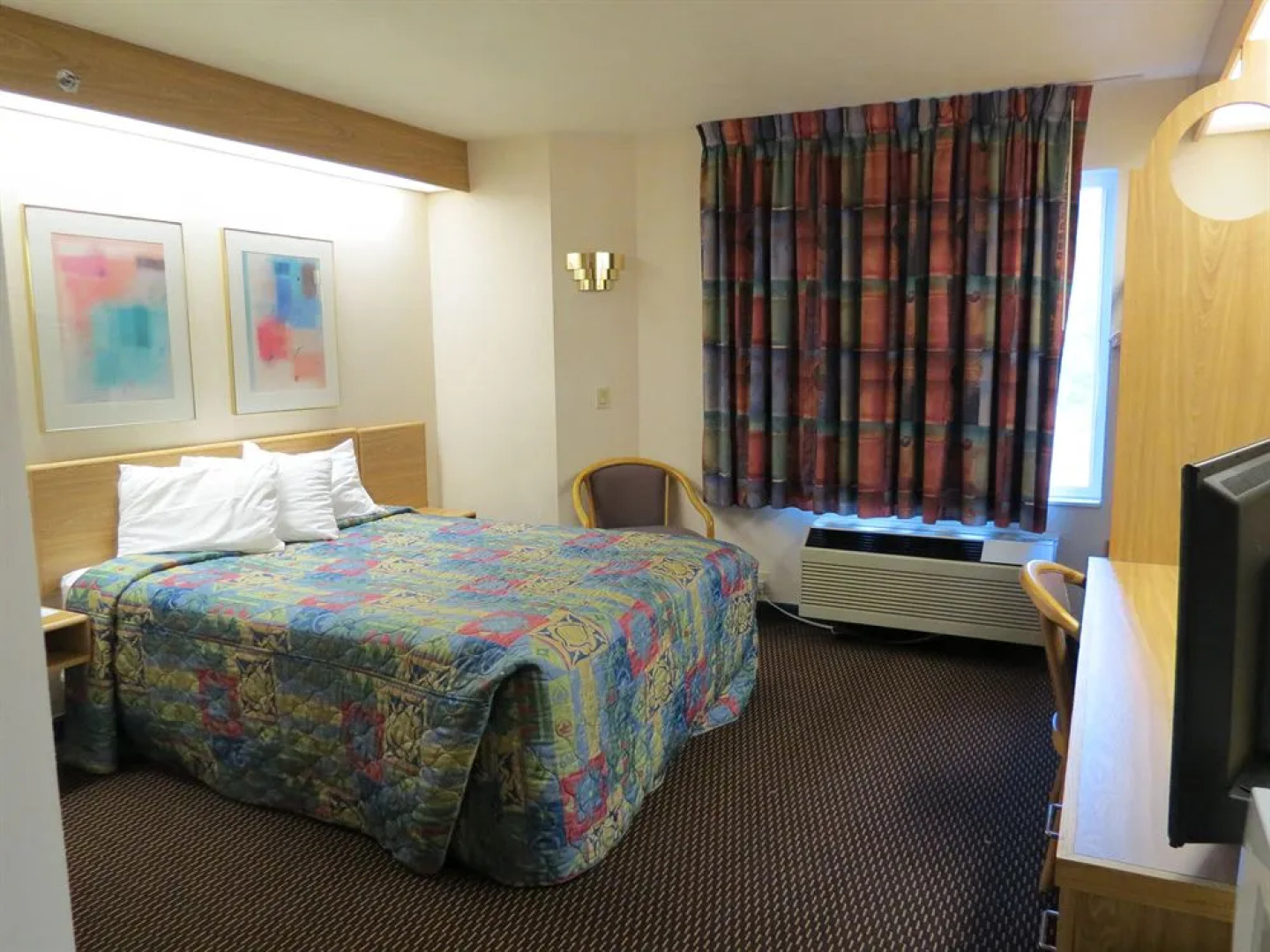 America's Best Inn - Antigo