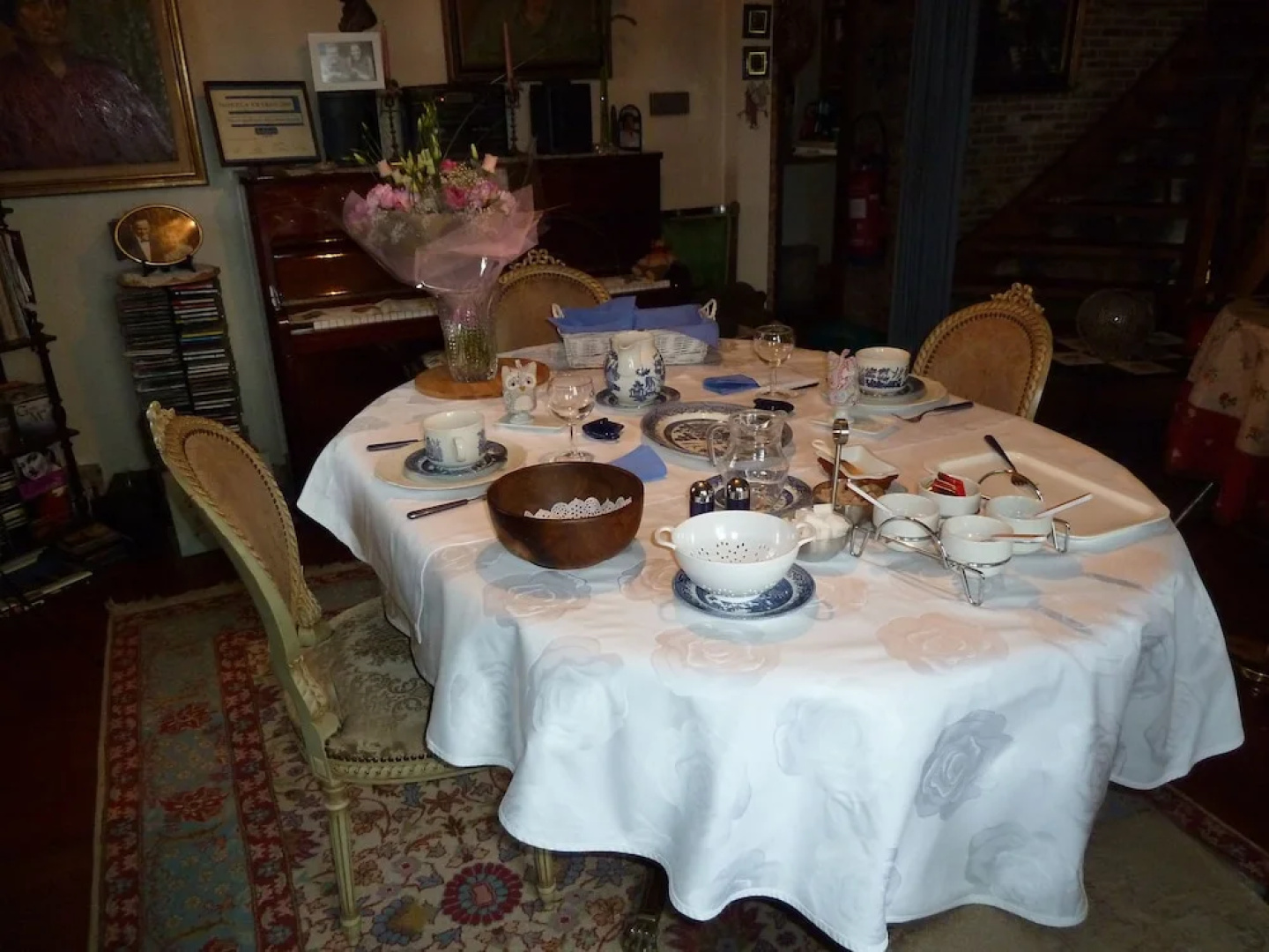Bruges style cosy villa B&B in green environment 8 km from Brussels