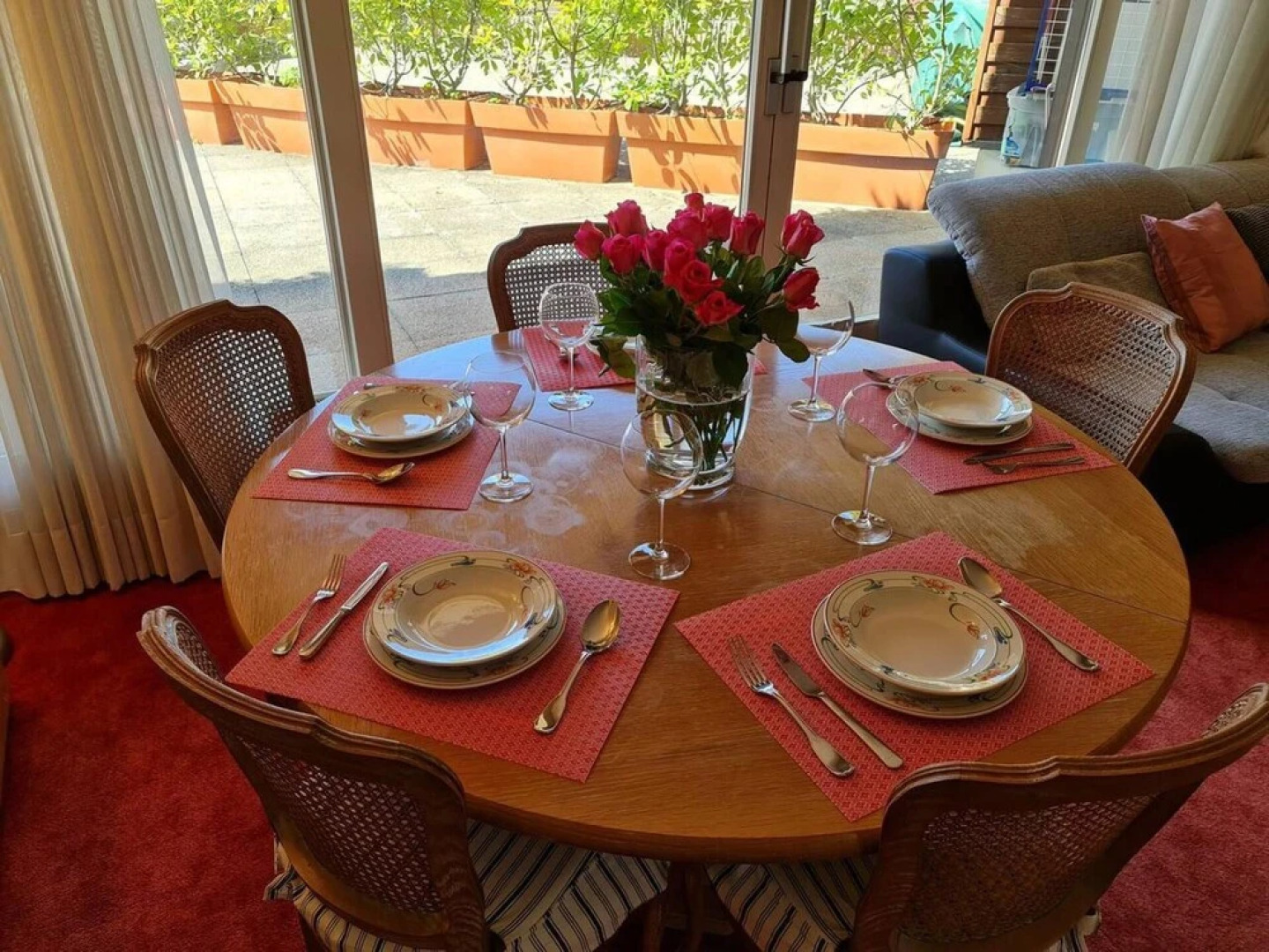 Lovely 3-bed Apartment in Veytaux