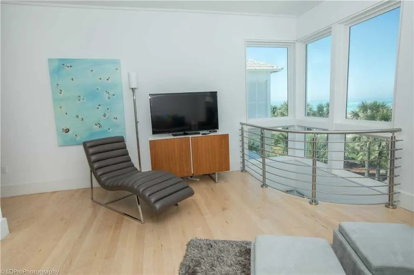 Seabreeze 5 Bedroom Home by RedAwning