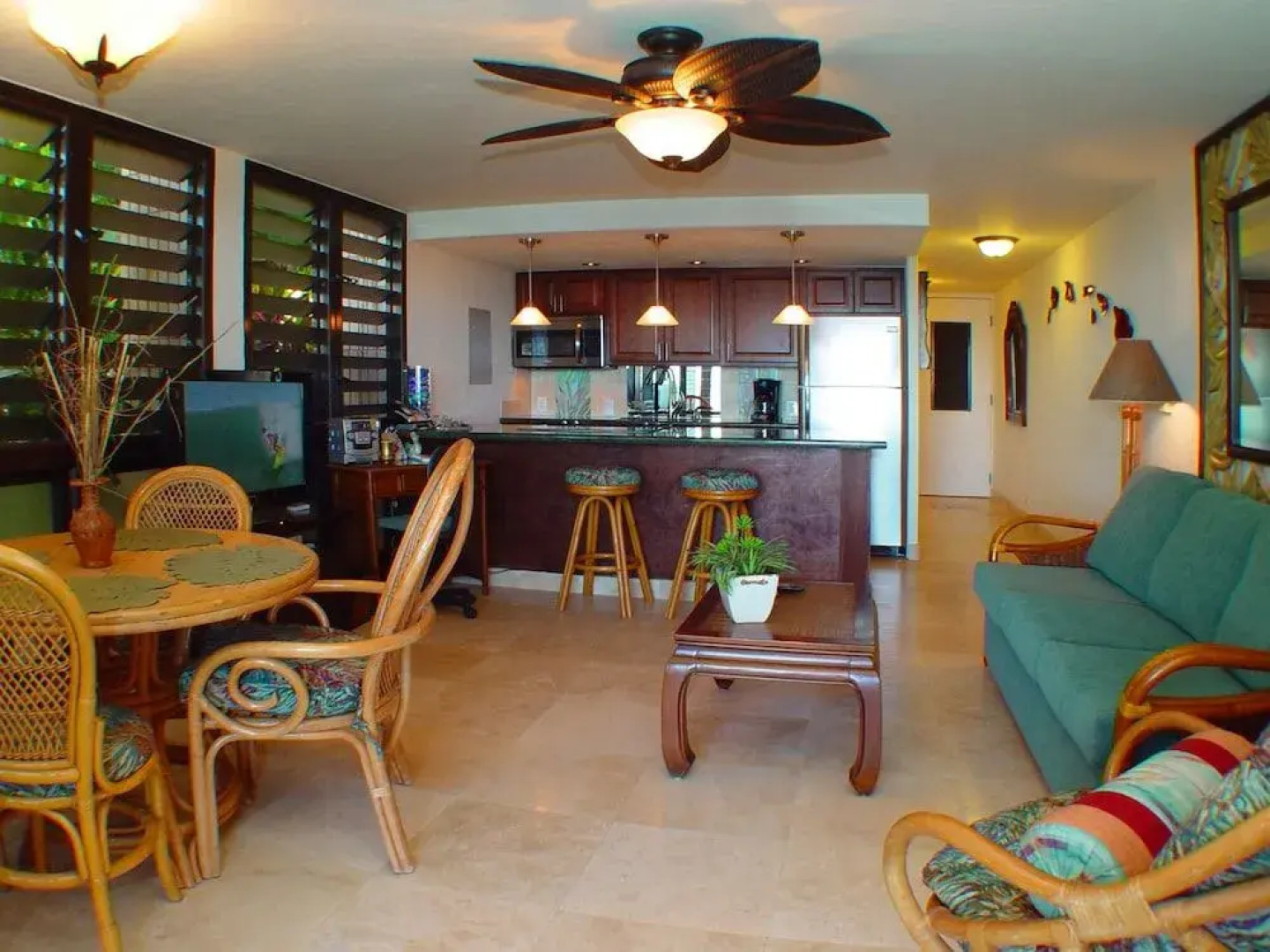 Kaleialoha #115 1 Bedroom 1 Bathroom Condo by Redawning