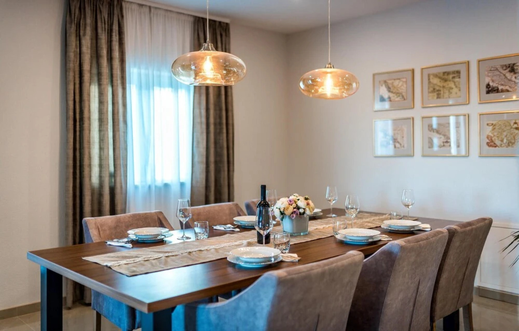 Amazing Home in Siveric with Hot Tub, Sauna & WiFi