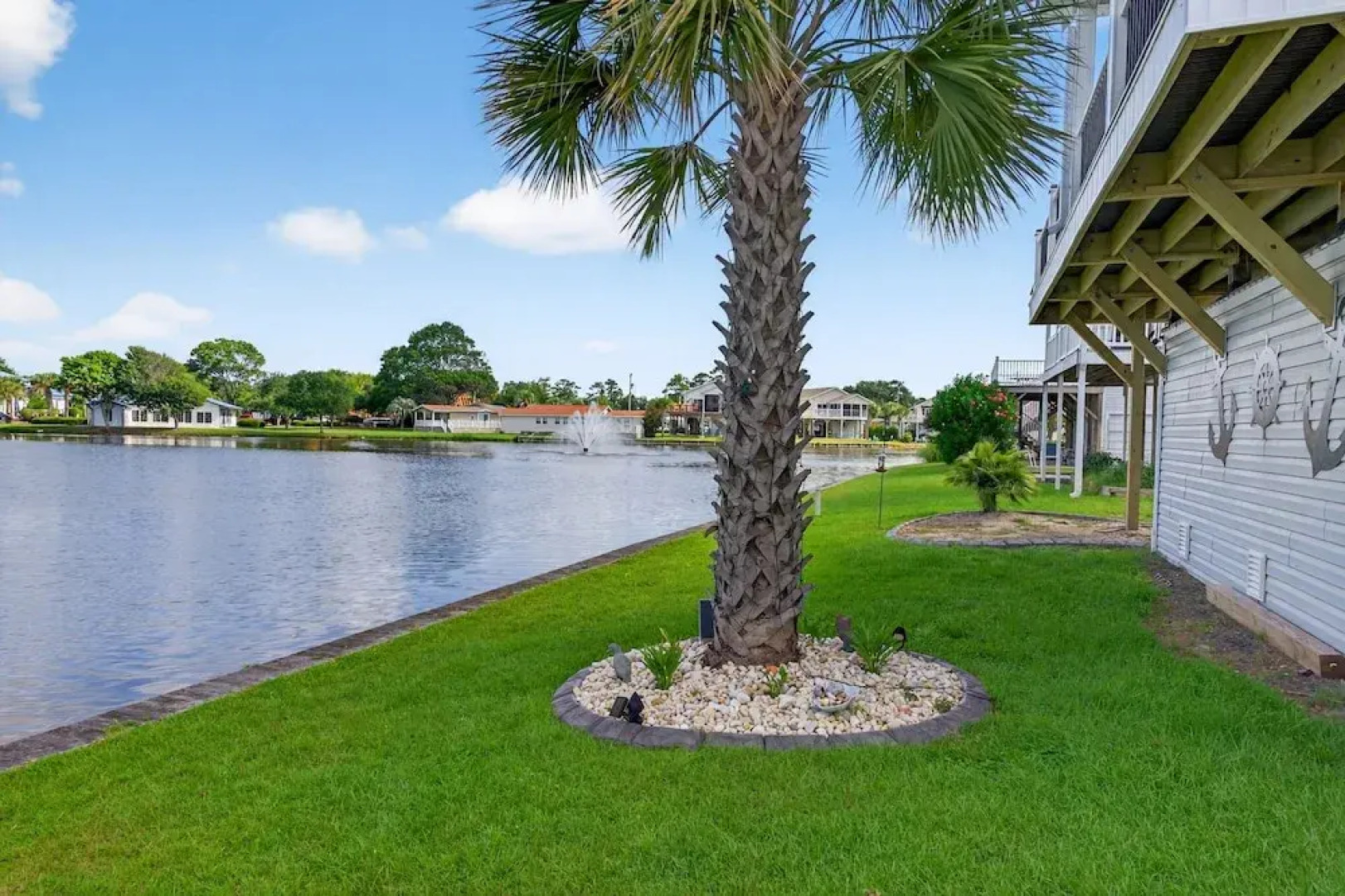 Coastal Retreat Steps From Private Beach 2 Bedroom Apts