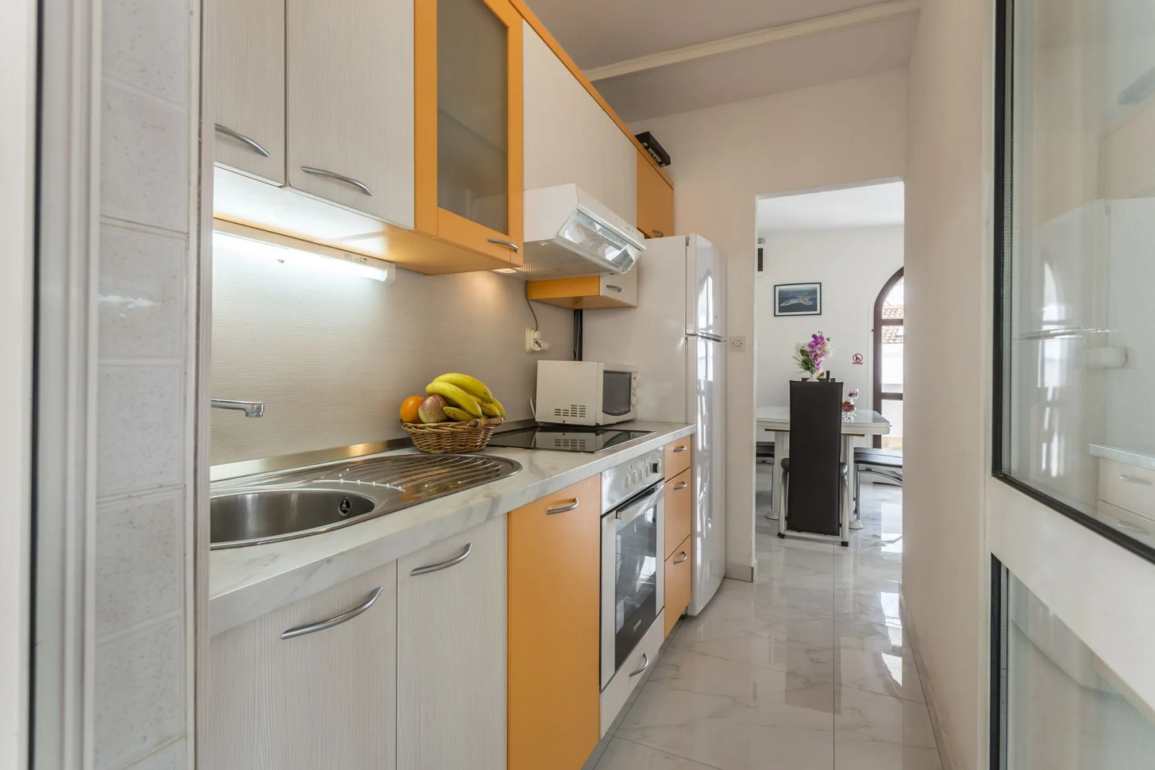 Holiday house Goldie - 30 m from beach: Sevid, Riviera Trogir