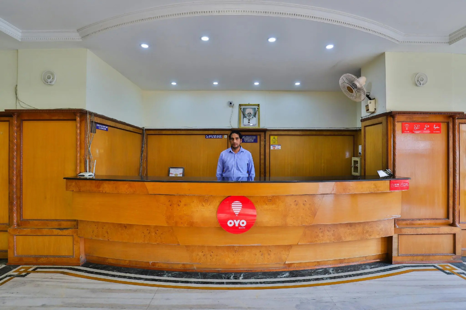 OYO 19952 Hotel Woodlands