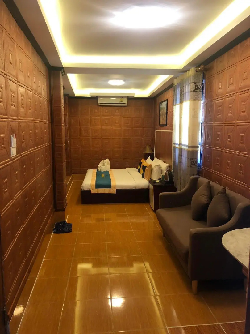 Villa Mahasok Hotel