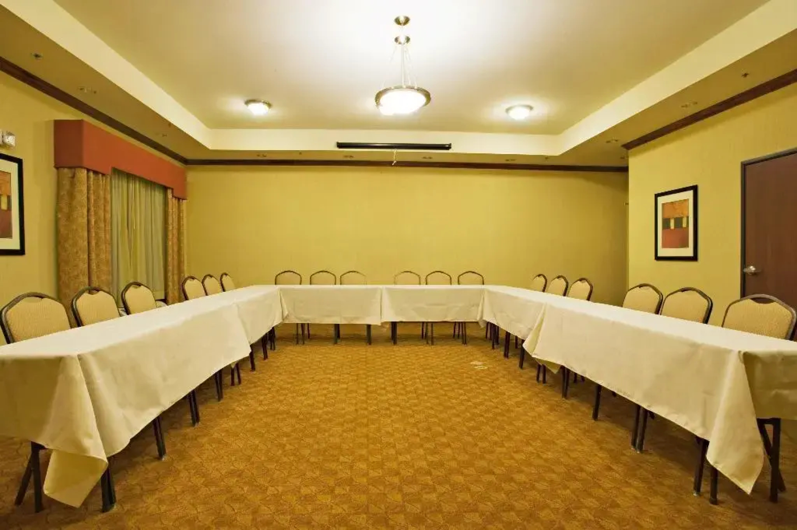Holiday Inn Express Hotel & Suites Sweetwater