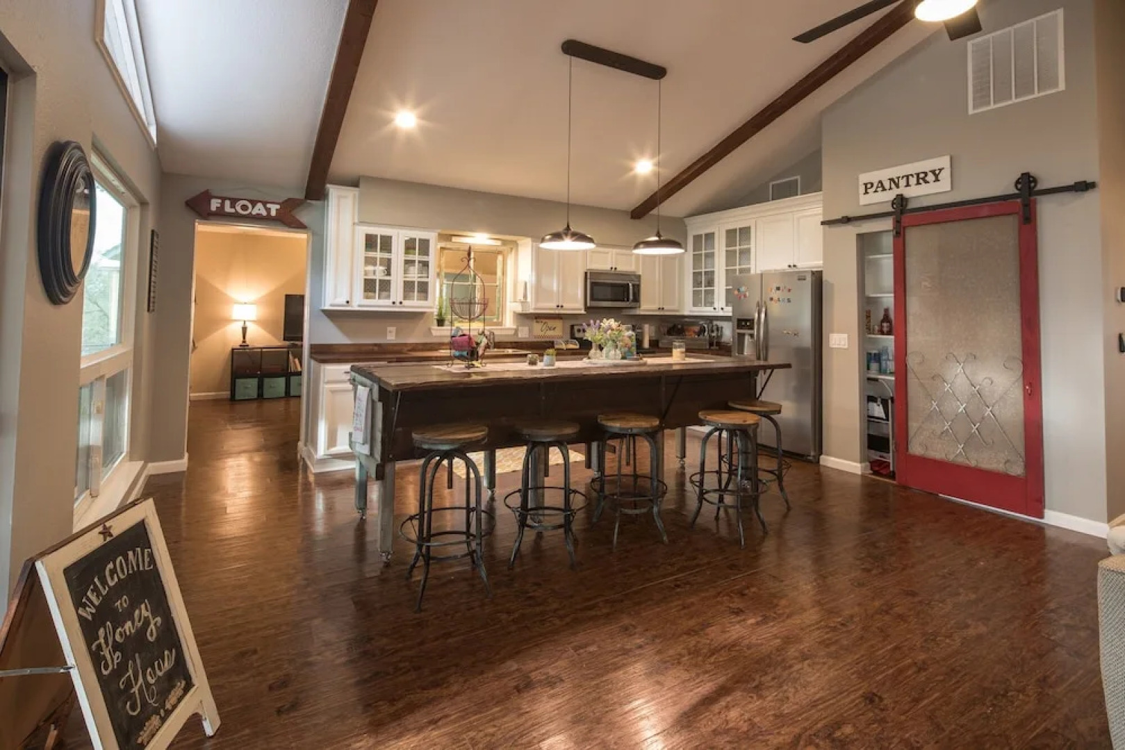 Honey Haus on the Horseshoe 3 Bedrooms 2 Bathrooms Home