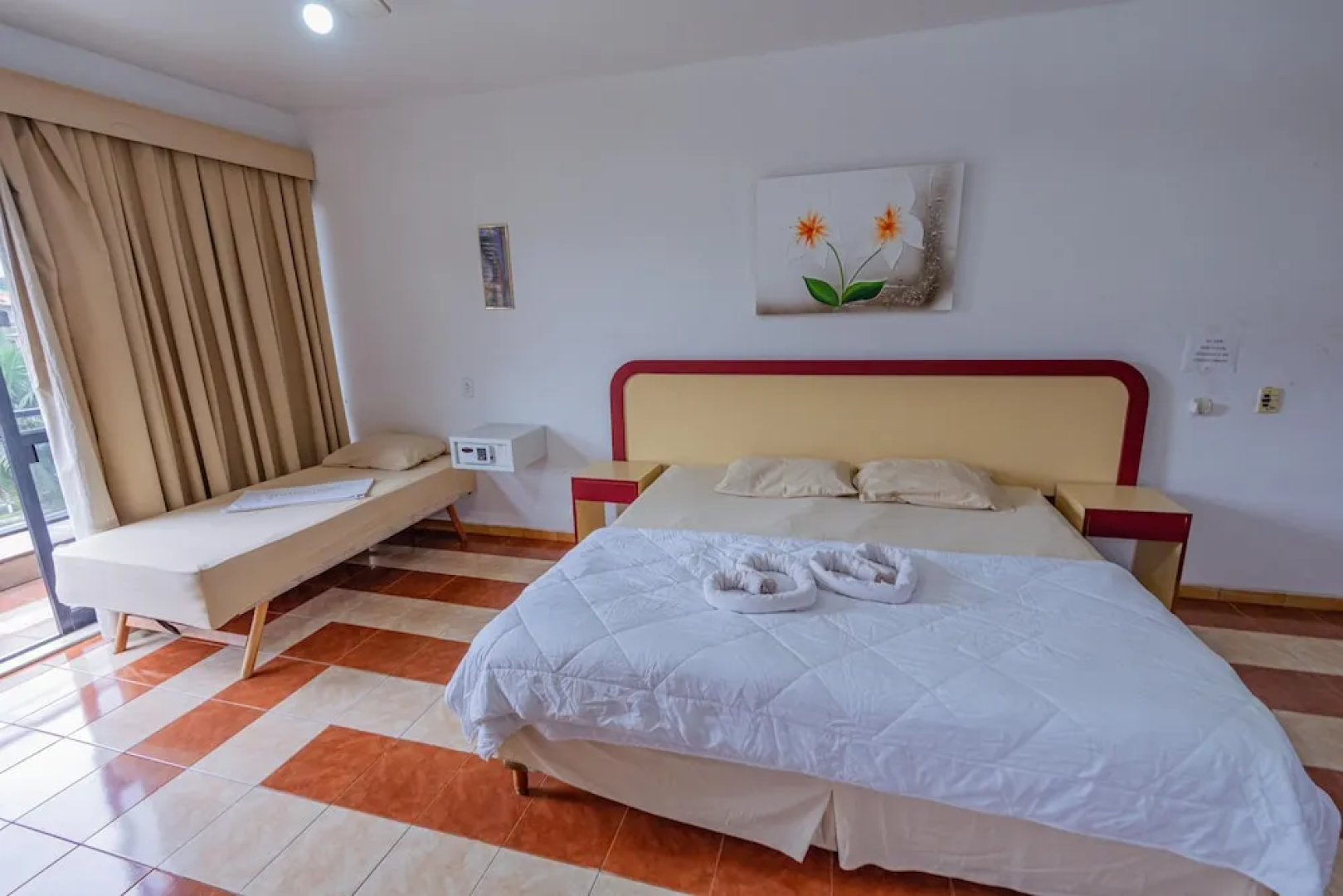 Itacuruçá Plaza Hotel