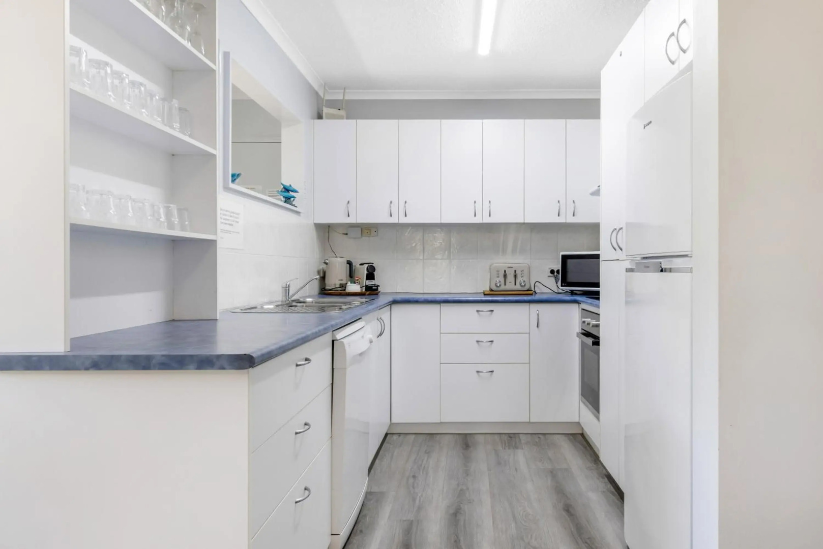 Kalua Holiday Apartments