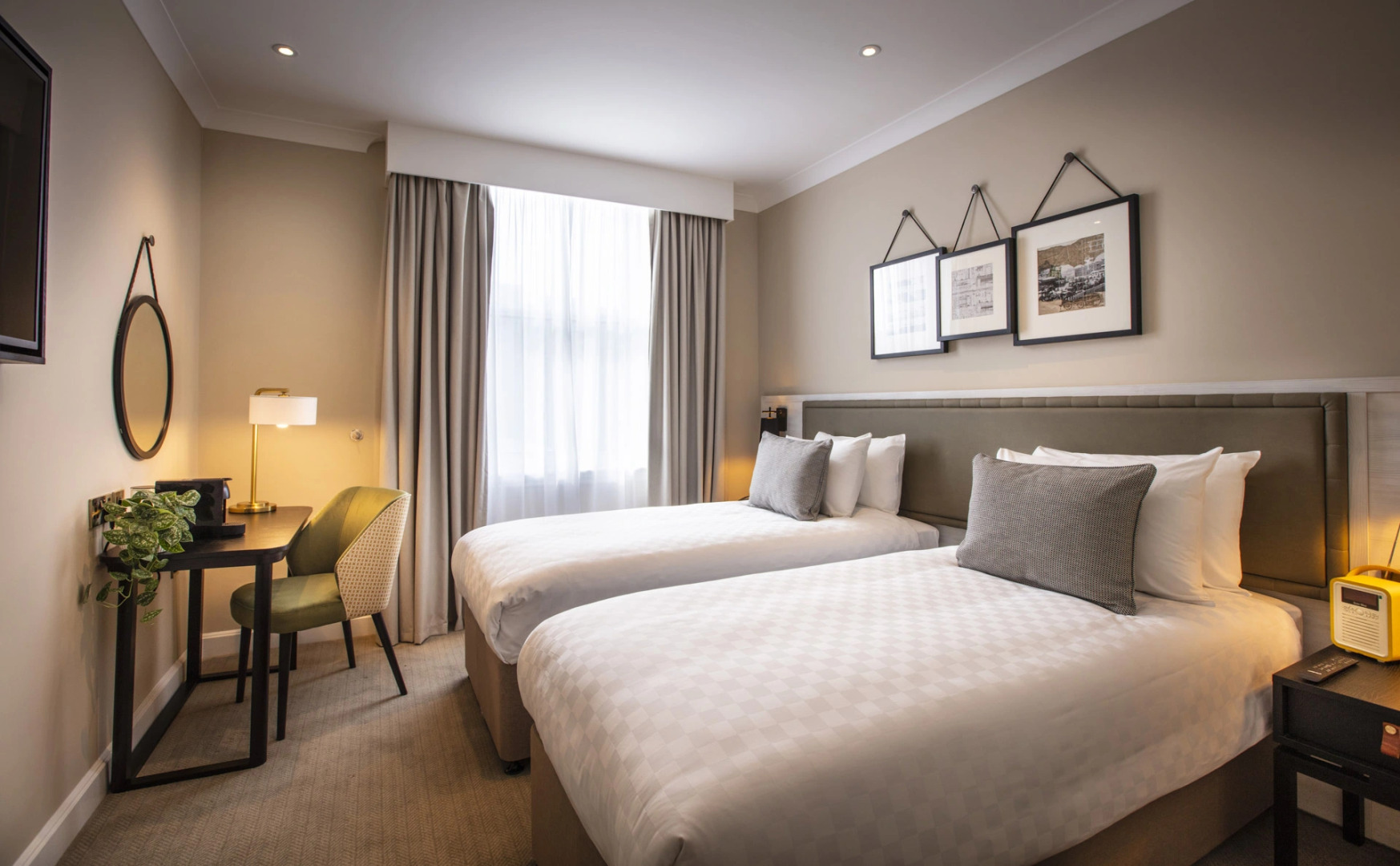 Отель The Clermont London, Victoria