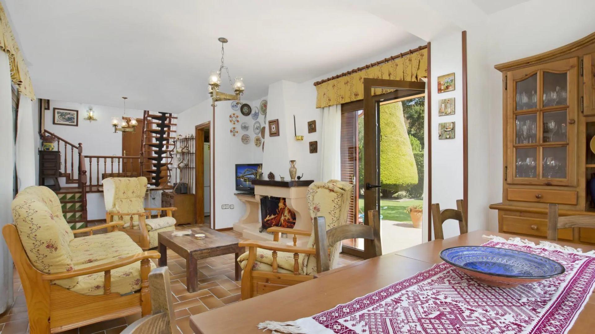 Cipresos 14pax in Vidreres