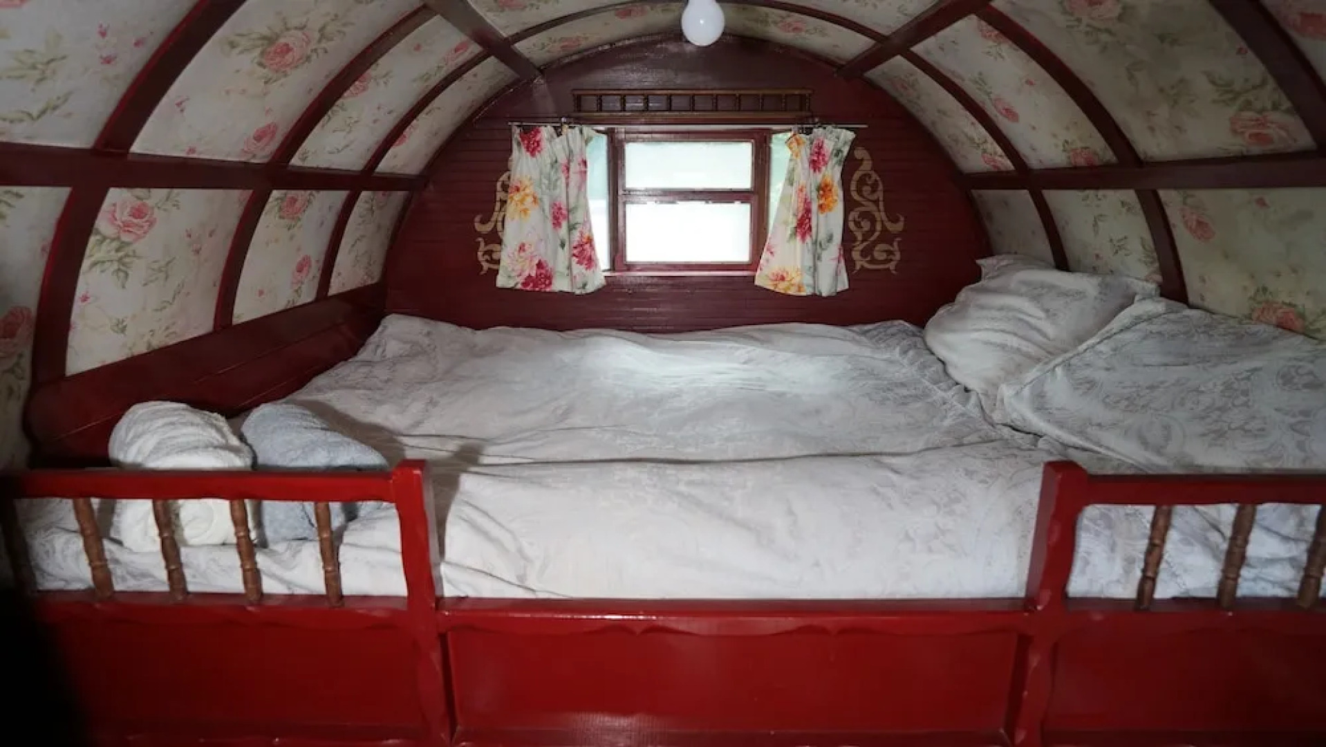 Jura @ Westcote Glamping