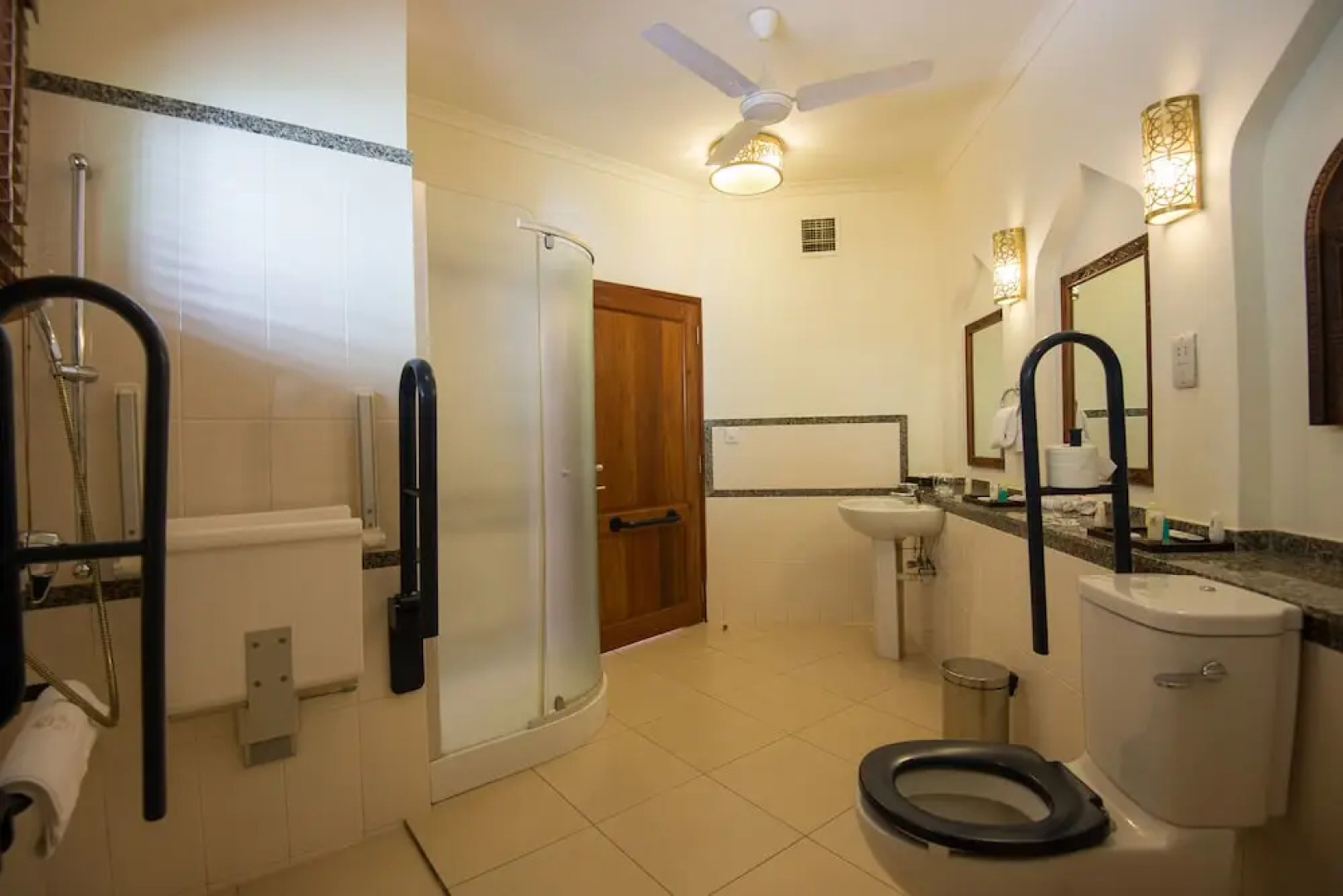 Sea Cliff Resort & Spa