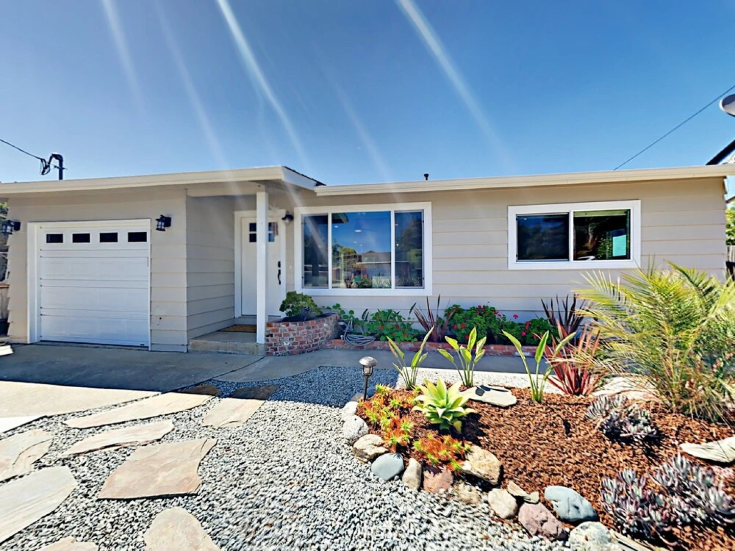 4465 Portola Dr House 3 Bedrooms 1 Bathroom Home