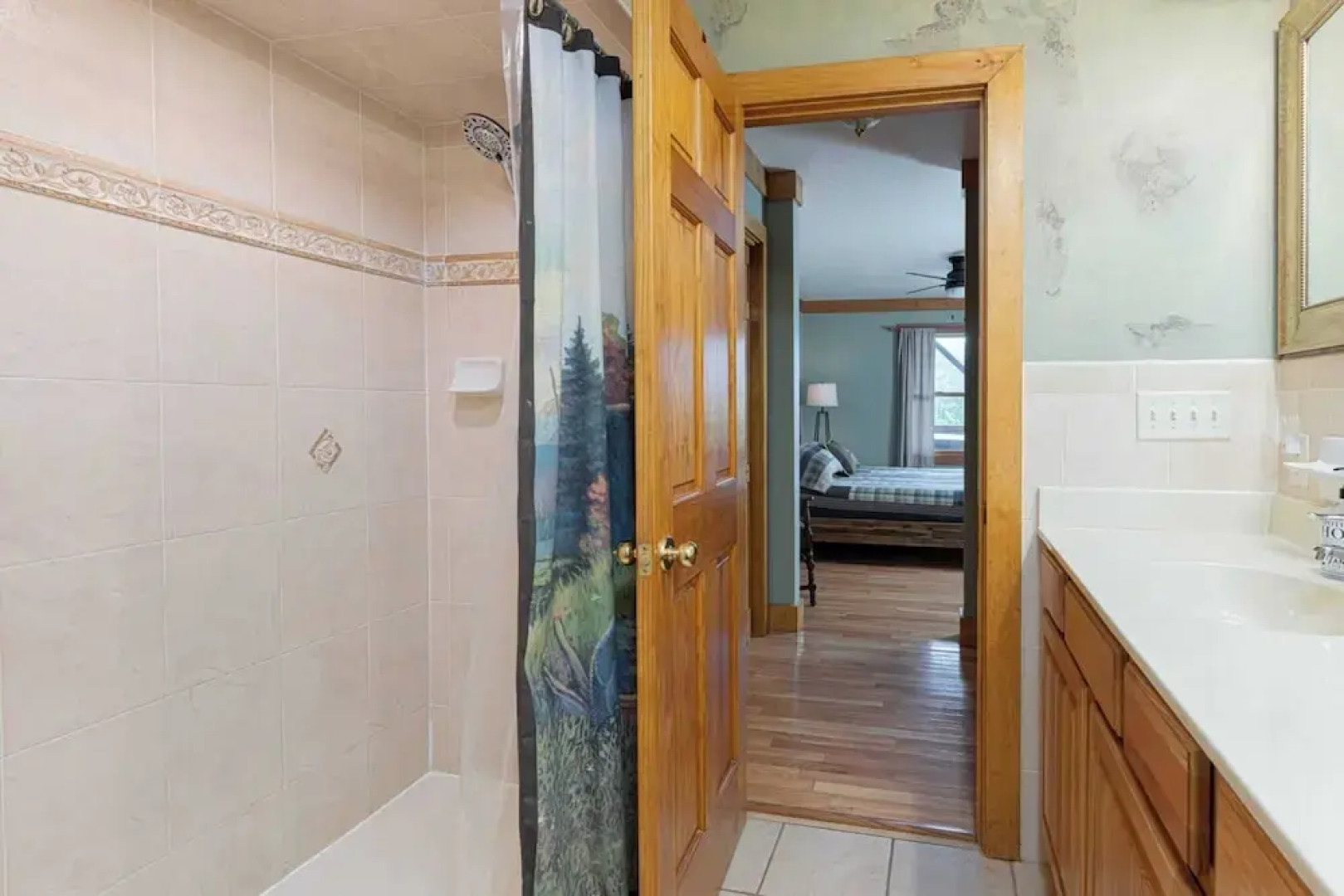 Among the Clouds by Avantstay Views + Hot Tub