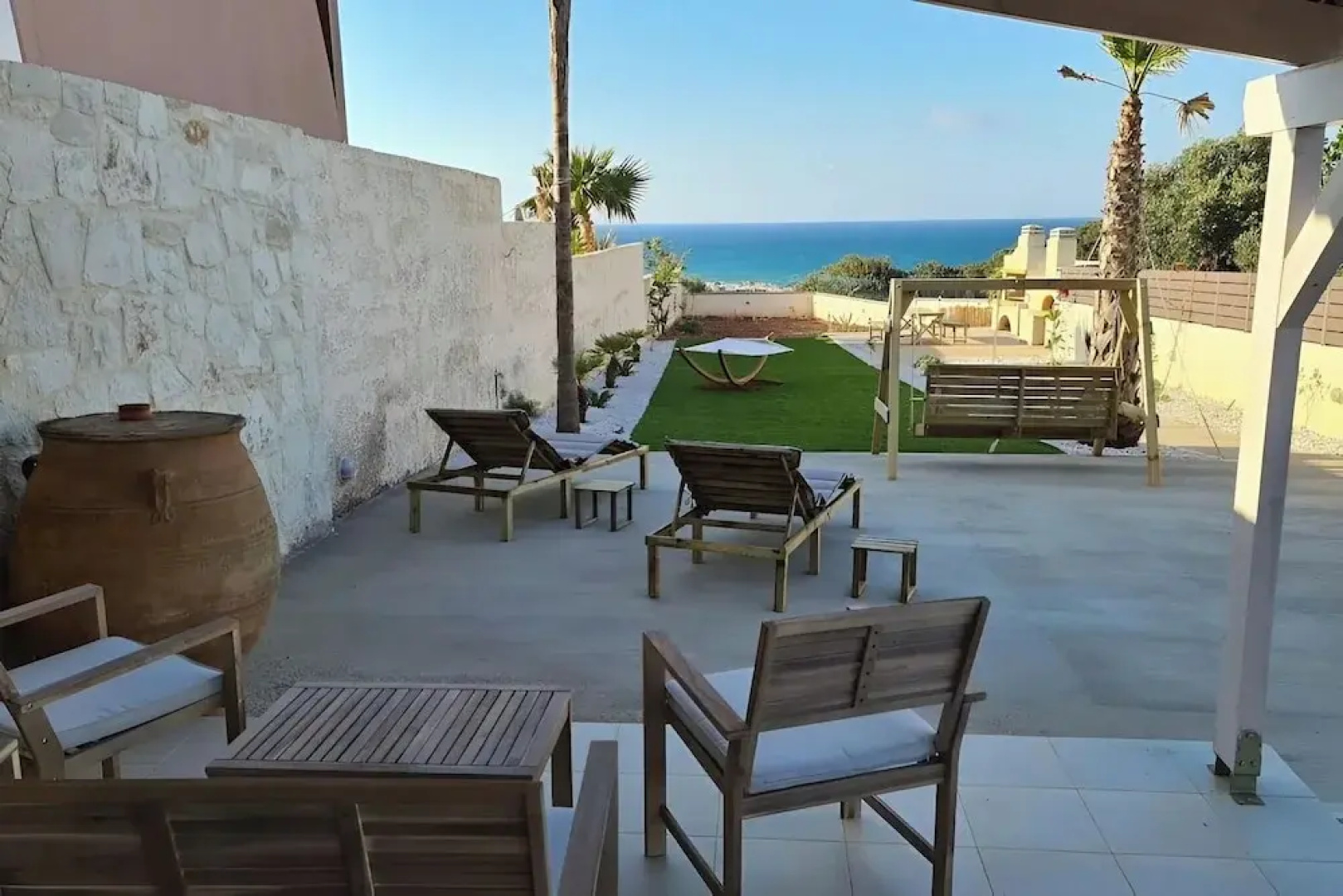 Zoi's SeaView House