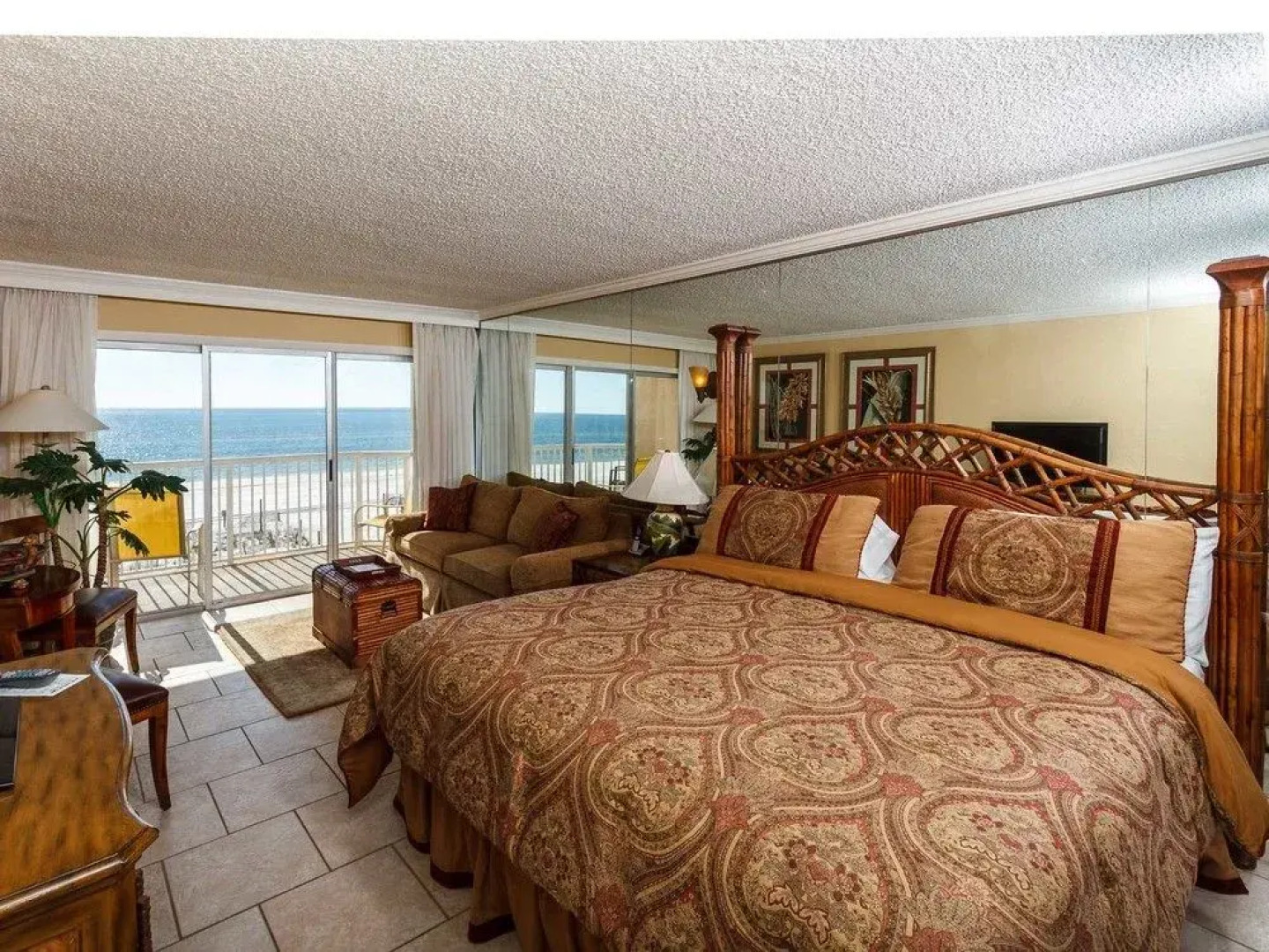 Islander 304 by RedAwning