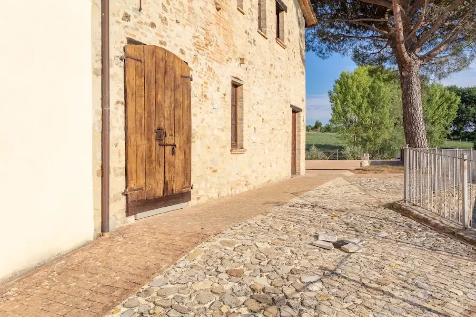 Pulciano Apartments