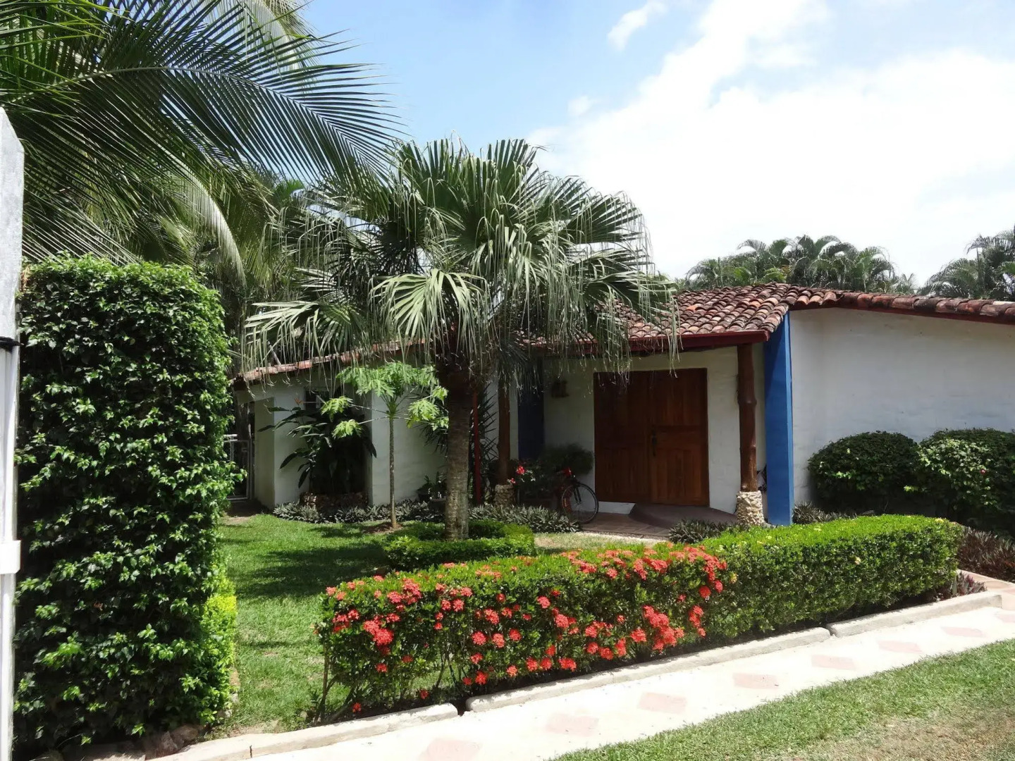 Villa Botero By Casa Mojito B&B