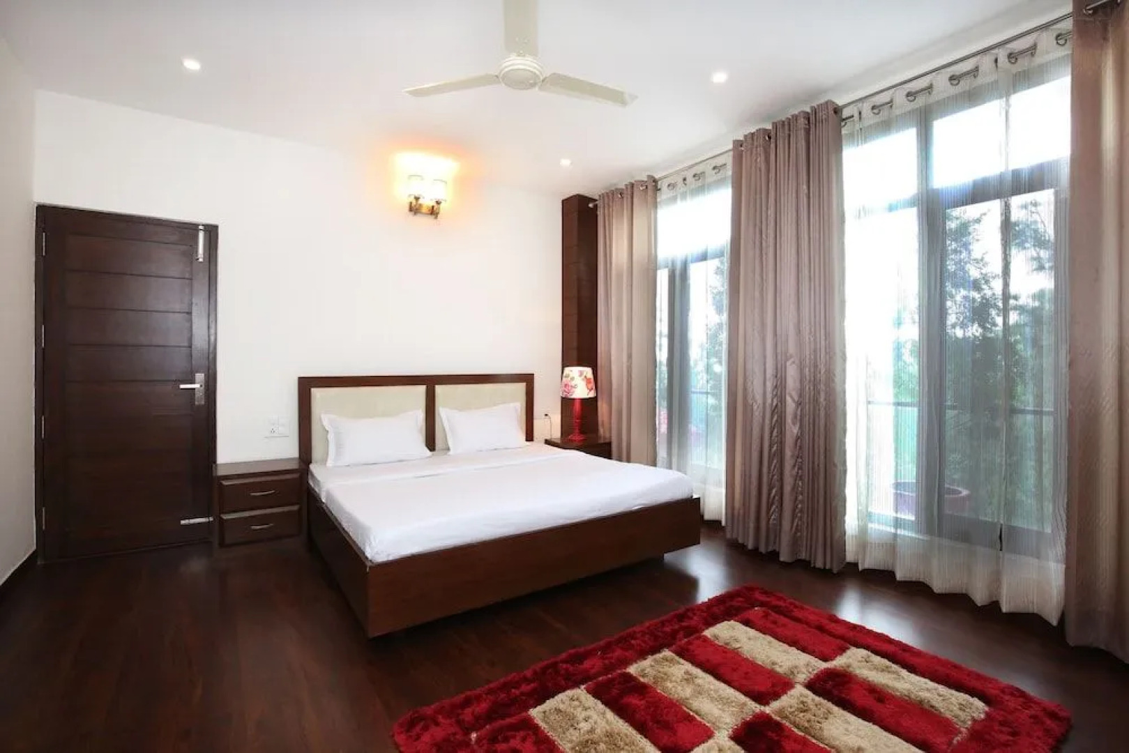 OYO 9308 Home Valley View 2 BHK Villa Near Kasauli