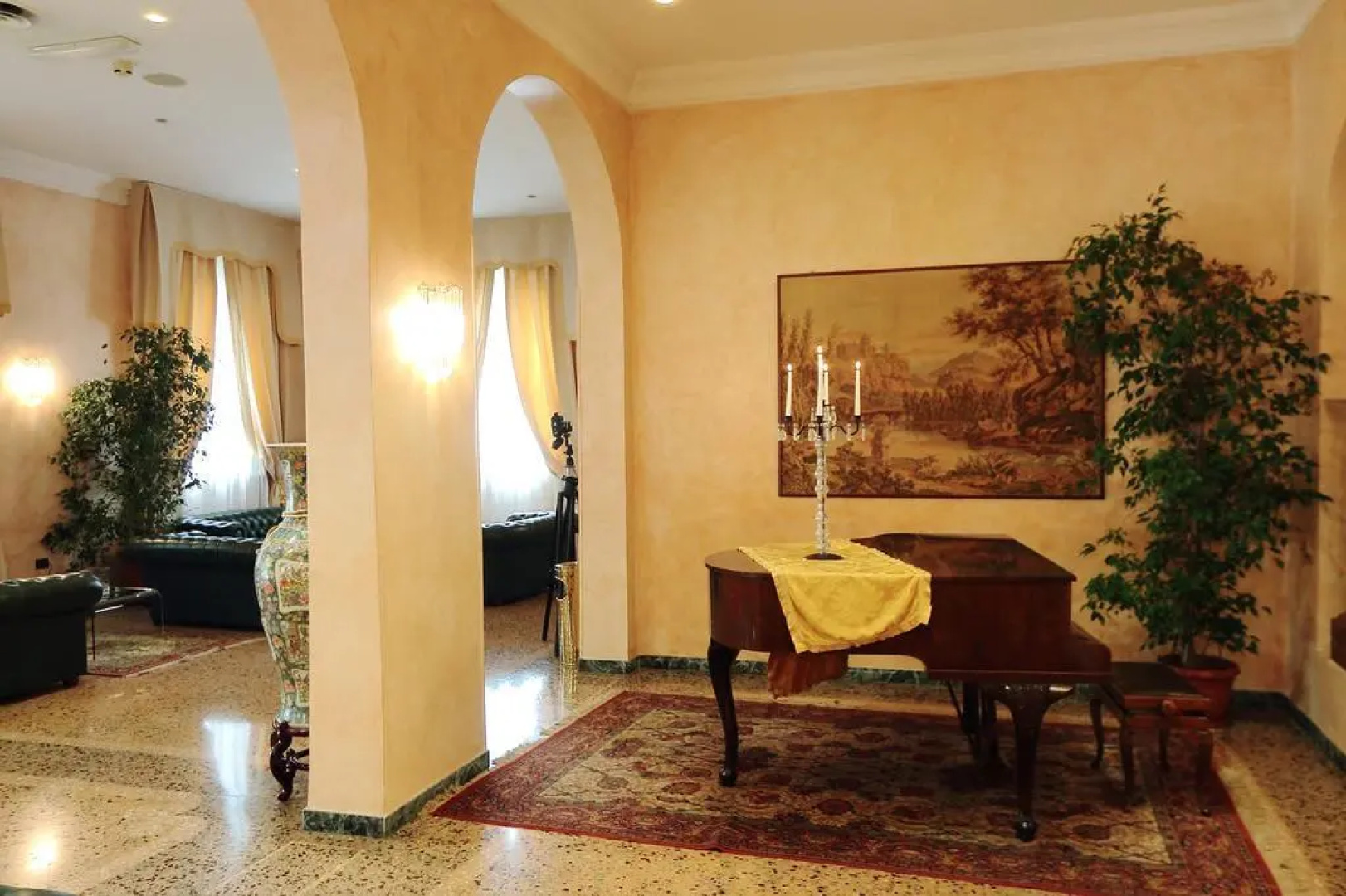 Rechigi Park Hotel