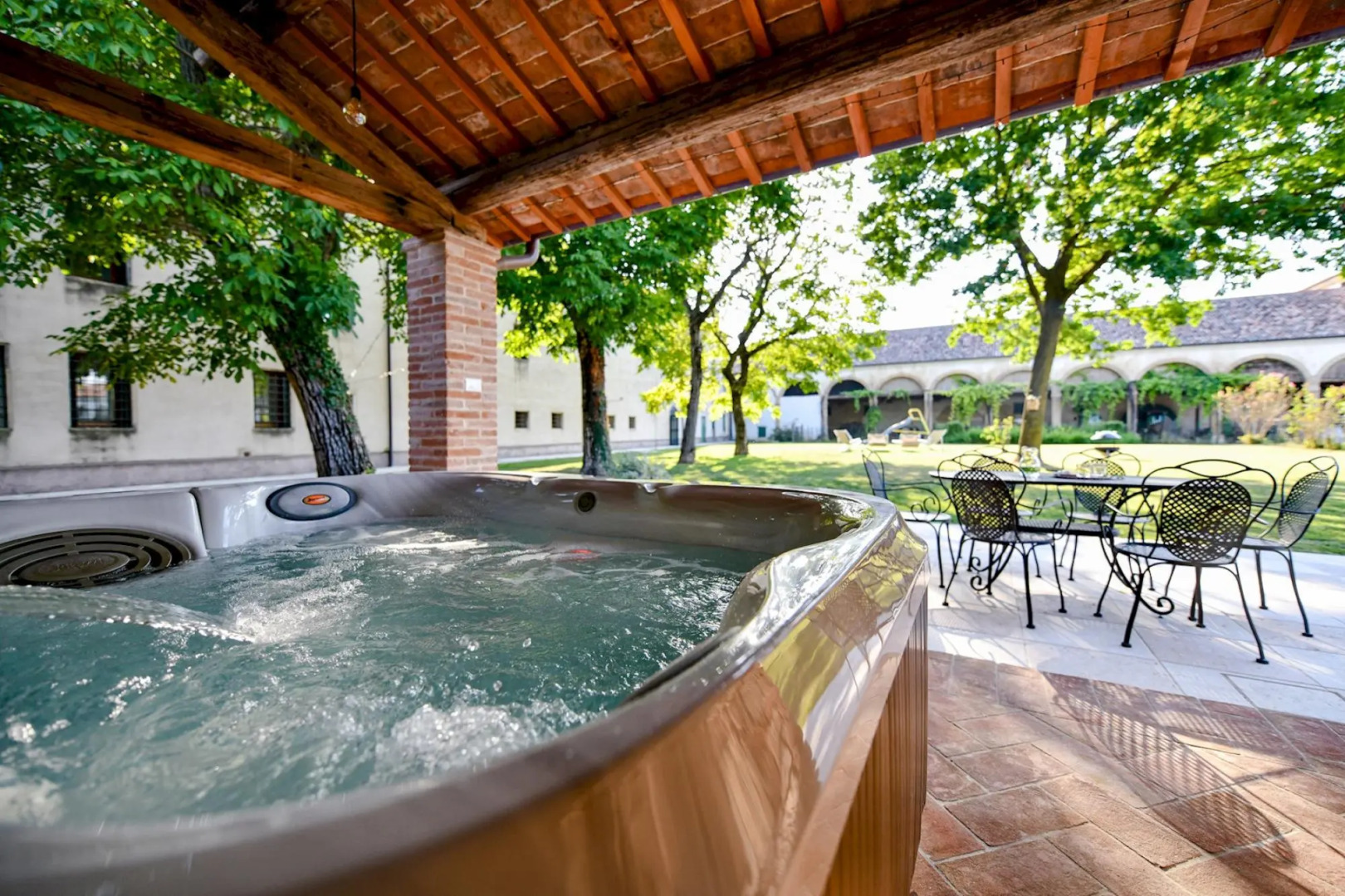 Vigneti apartment with two bedrooms and one bathroom on the second floor (apartment 5)