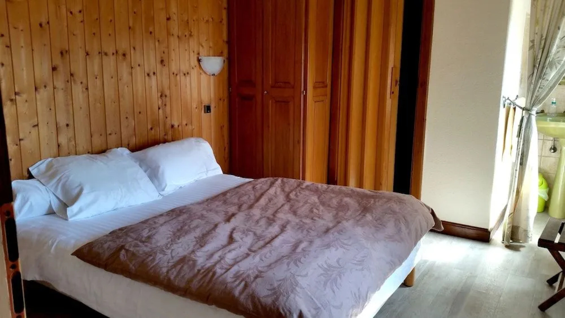 Hôtel Aux Deux Clefs