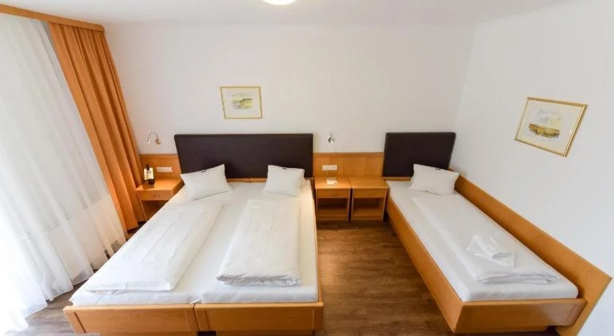 Weingut & Pension zum Seeblick Familie Sattler