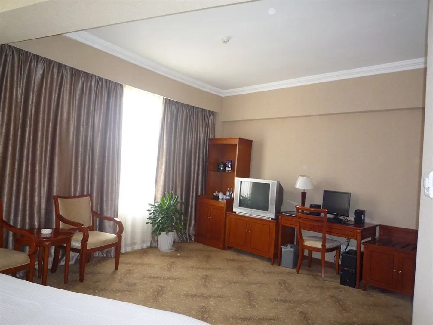 GuiLin HongKong Hotel