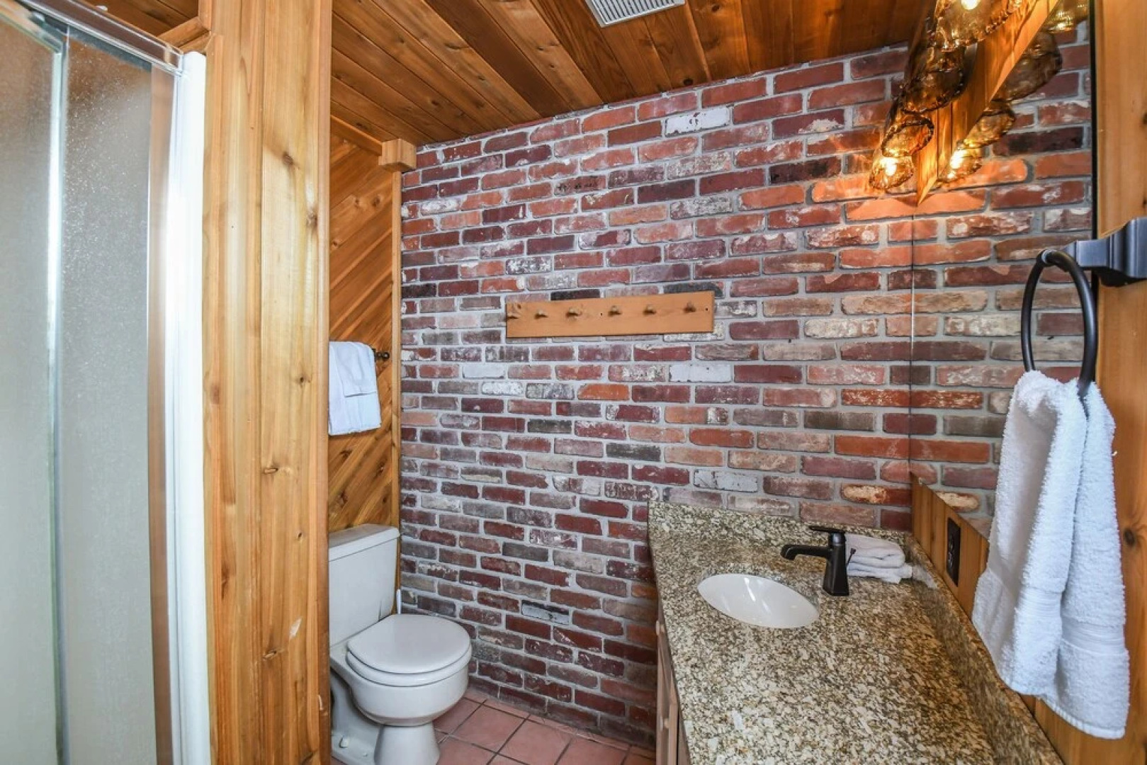 Shelby On The Lake House