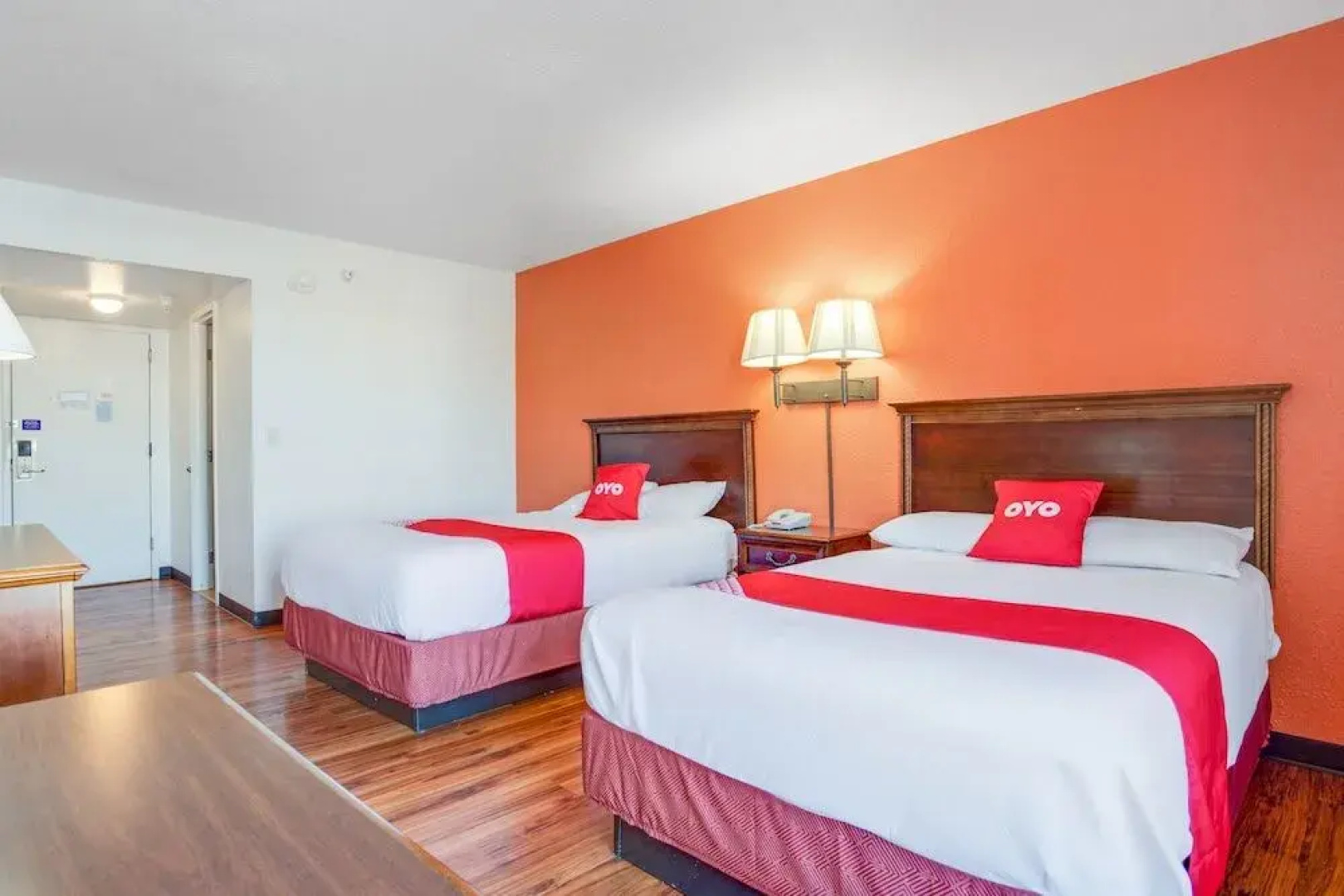 Oyo Hotel Mona Lake Muskegon