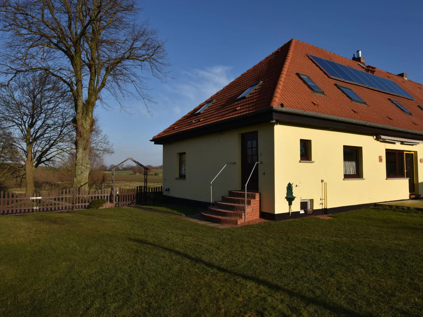 Hubsche Wohnung in Kropelin mit Eigener Terrasse