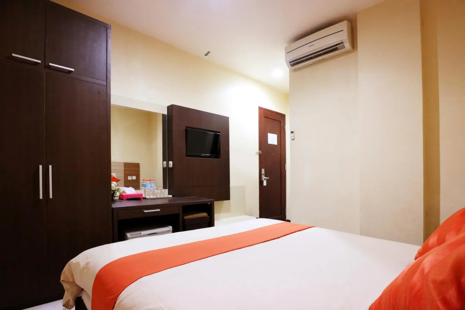 Hotel Agraha Andalas