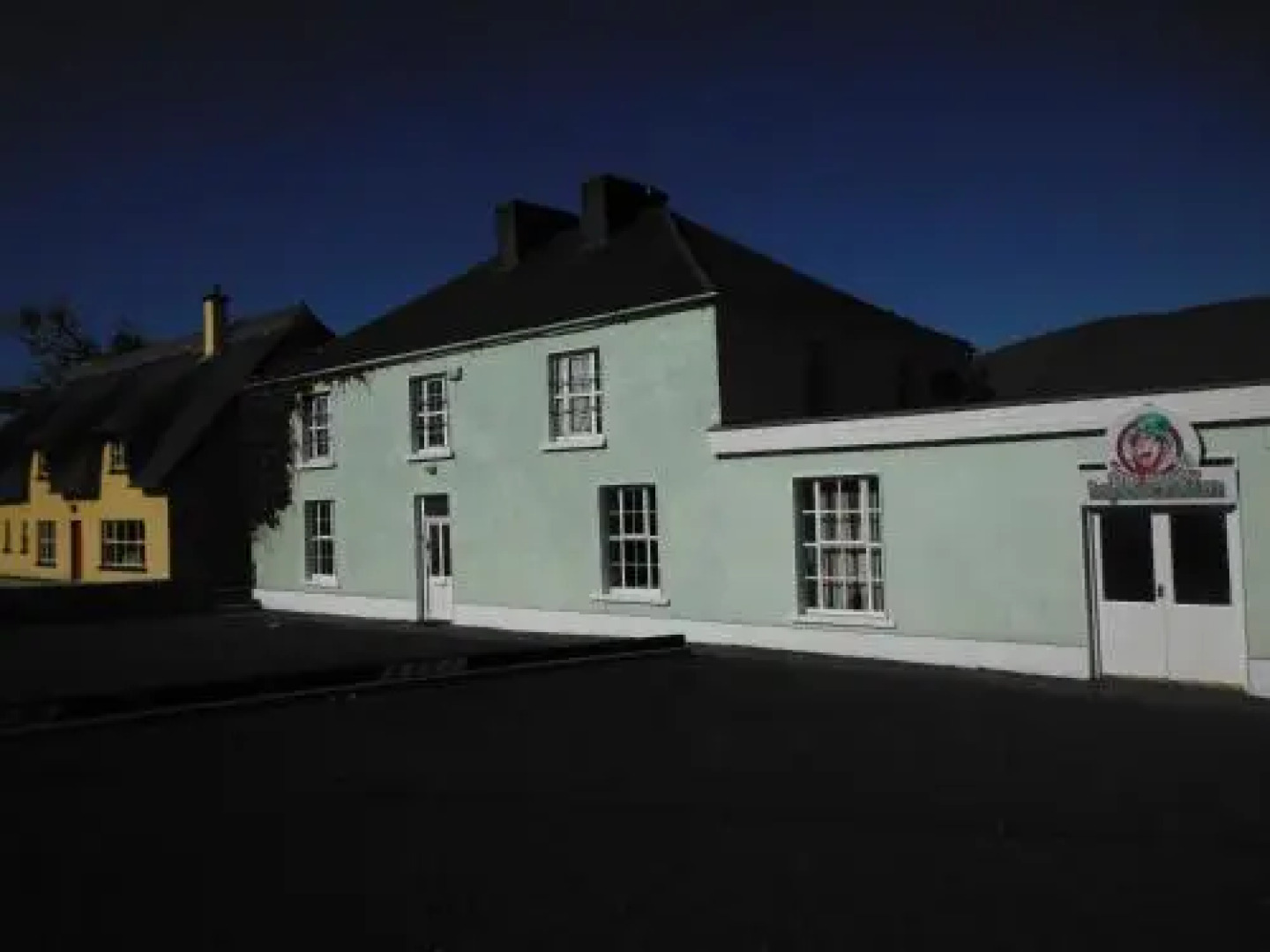 Paddy's Palace Dingle Peninsula Hostel