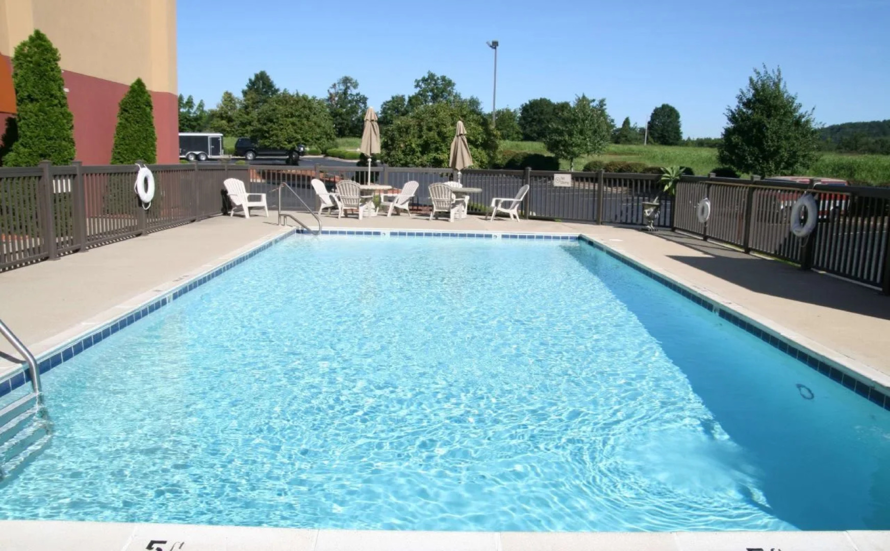 Hampton Inn Louisville I-65 @ Brooks Rd.