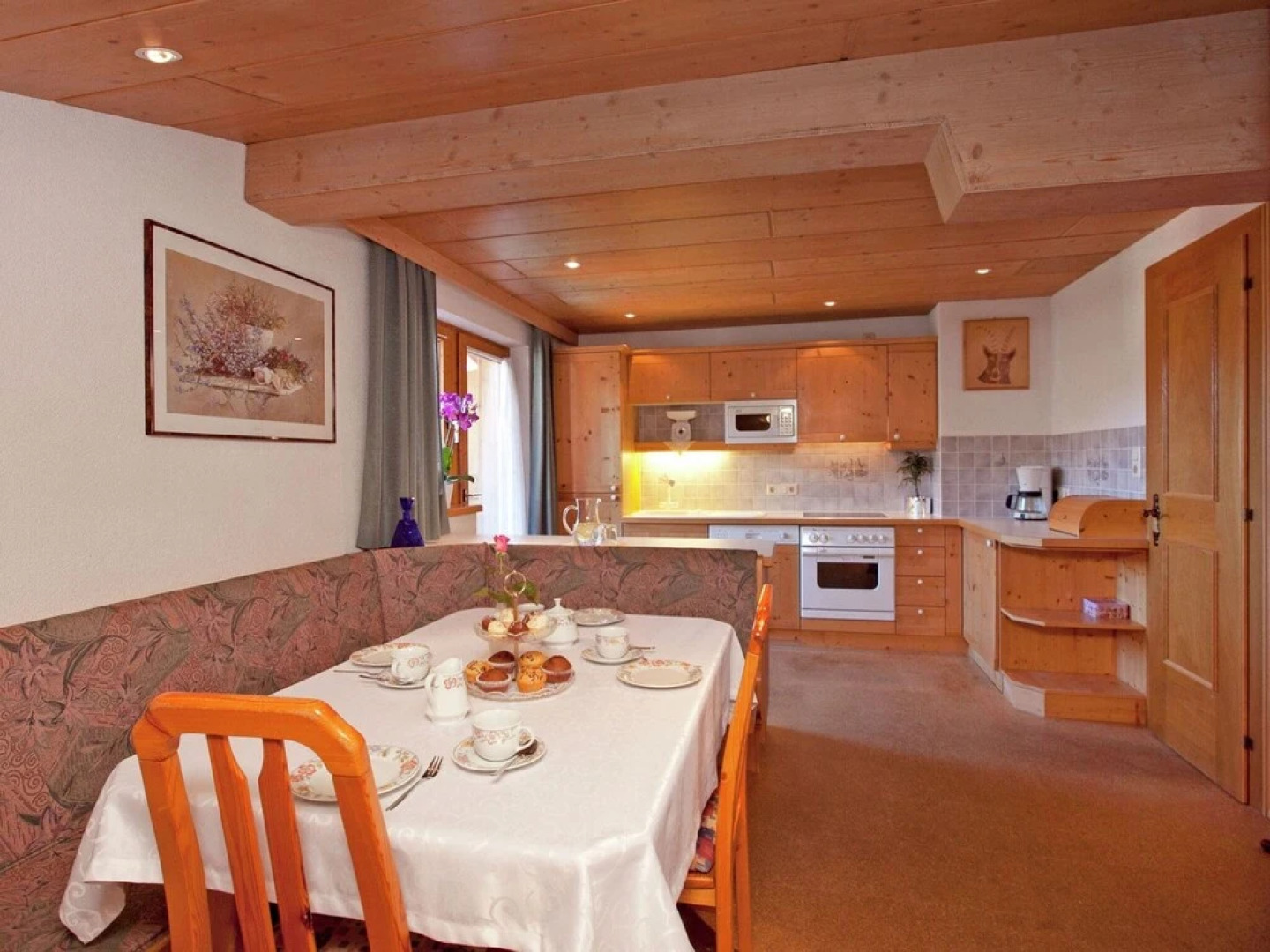 Apartment With Terrace, Ideal for Skiers